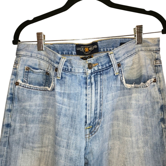 Lucky Brand Men's Light Blue Denim Jeans, Sz. 31x32 - Picture 3 of 7